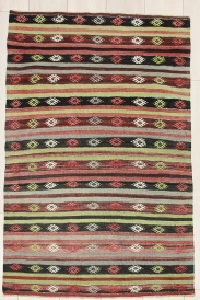 Jijim Rugs