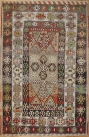 Jijim Rugs