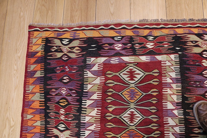 Vintage Emirdag Turkish Kilim Rug - 1907