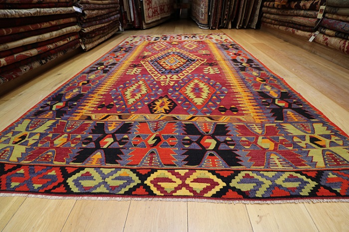 Vintage Kilim Rugs - 9579