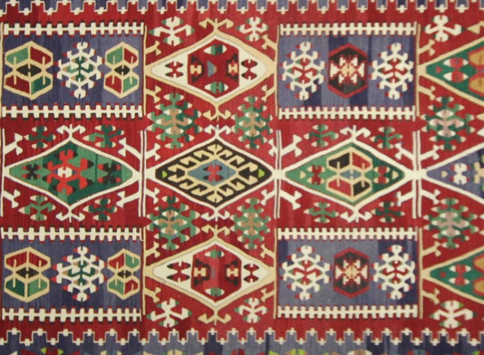 Vintage Ushak Kilim Rug at Lower Price on Rug Store London 8490