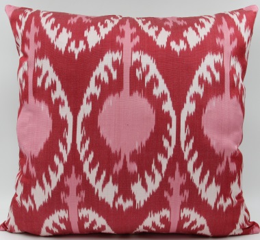 i31 - Decorative Ikat Pillow cover