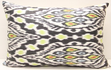 i67 - Silk Ikat Cushion Pillow Covers