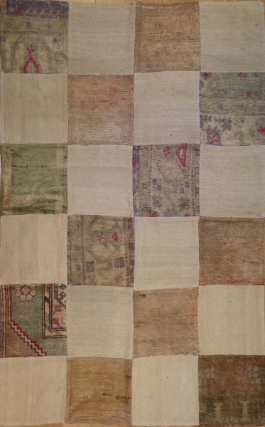 R3280 Anatolian Carpet Patchwork