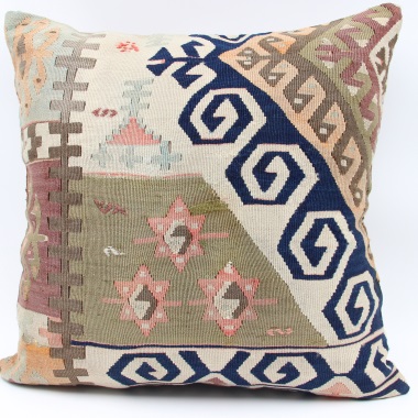 L557 Anatolian Kilim Cushion Cover