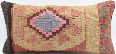 D53 Anatolian Kilim Pillow Cover