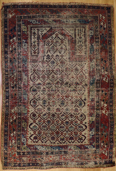 R6043 Antique Caucasian Rug