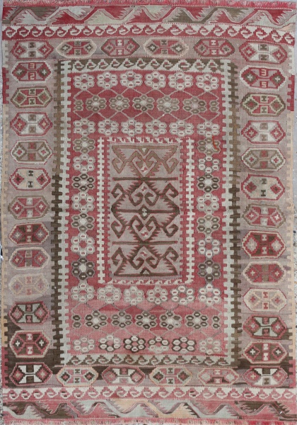 R6570 Antique Kilim