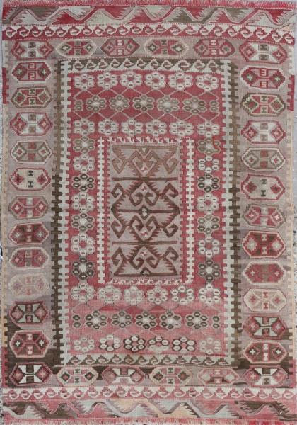 R6570 Antique Kilim