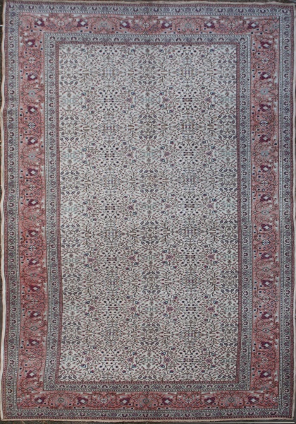 R5581 Antique Persian Rug