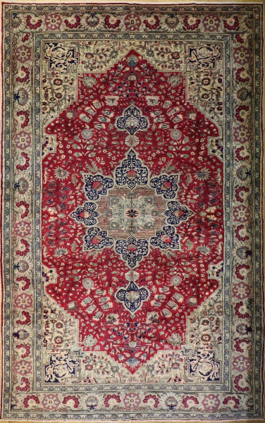 R3747 Antique Turkish Carpet