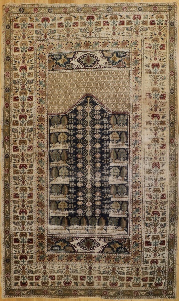 R8614 Antique Turkish Gordes Rug