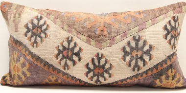 D101 Antique Turkish Kilim Cushion Cover