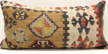 D104 Antique Turkish Kilim Cushion Cover