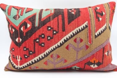D484 Antique Turkish Kilim Pillow Cover