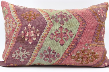 D125 Antique Turkish Kilim Pillow Cover
