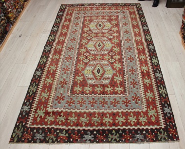 R8967 Antique Turkish Kilim Rugs