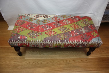 R7599 Beautiful Hand Woven Turkish Bench Kilim Stool