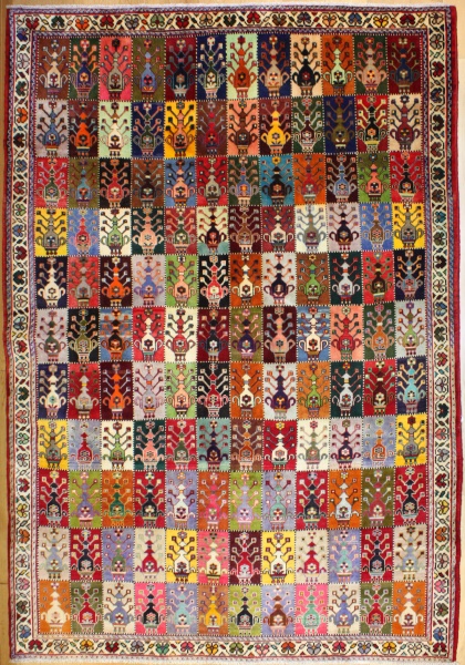 R8098 Beautiful Vintage Handwoven Carpet