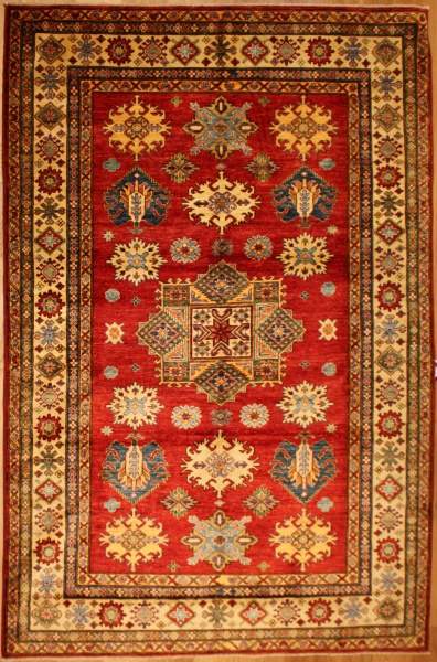R6671 Caucasian Carpet