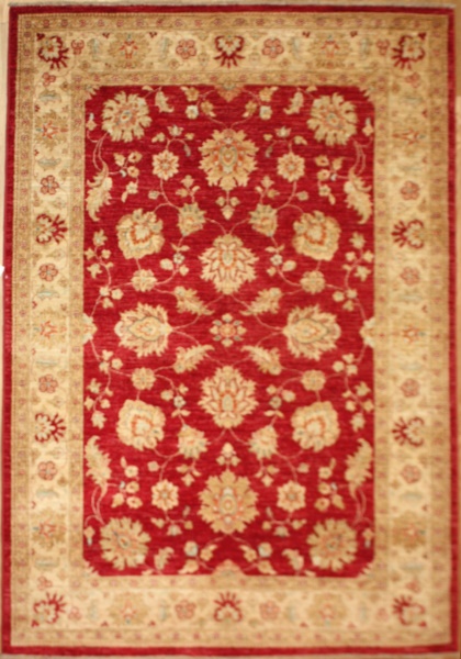 R6636 Fine New Carpet