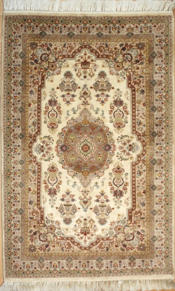 R6664 Fine Quality Silk Rug