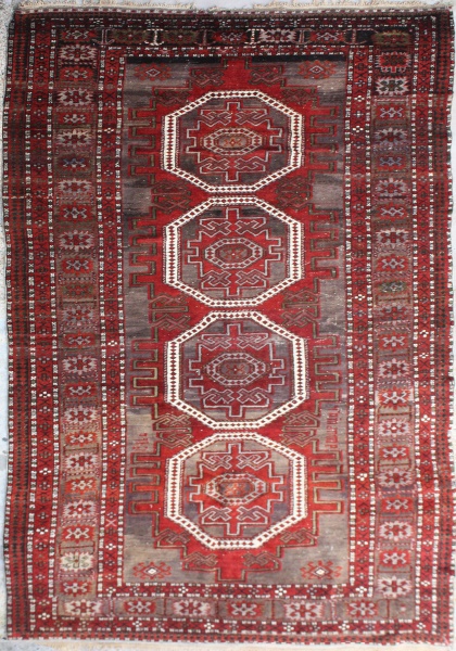 R6889 Karabagh Carpet