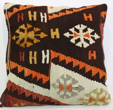 M673 Kilim Cushion Cover