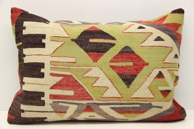 D316 Kilim Pillow Cover