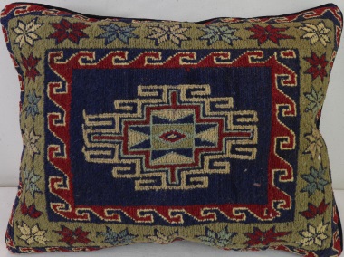 M1620 Kilim Pillow Covers
