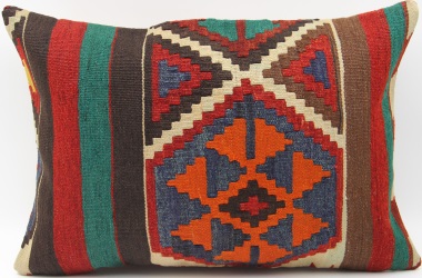 D243 Kilim Pillow Covers