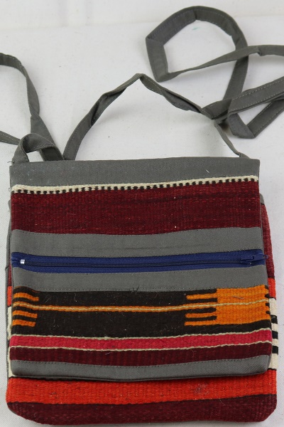 H32 Kilim Shoulder Handbags