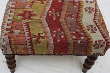 R4714 Kilim Stool