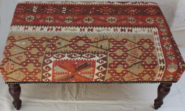 R5936 Kilim Table