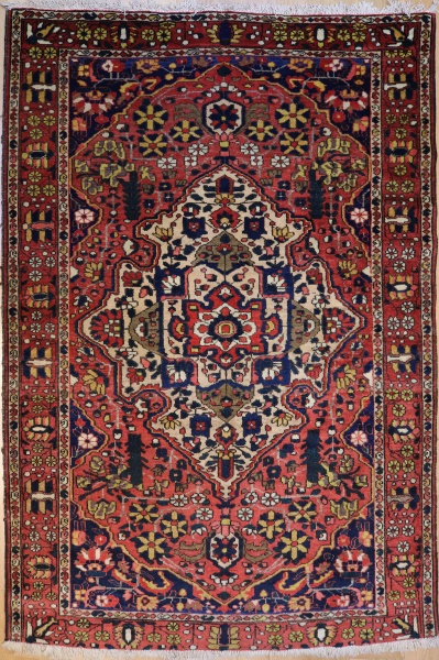 R1837 Persian Bahktiyar Rug