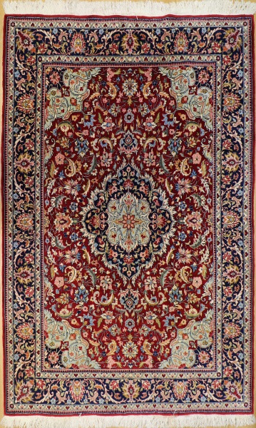 R367 Persian Kashan Carpet