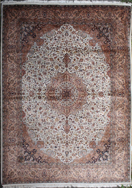 R7428 Persian Kashan Carpet