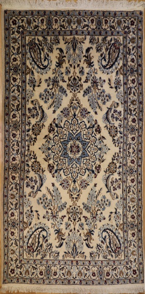 R8465 Persian Silk and wool Nain Rugs