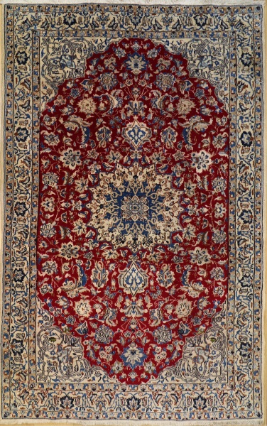 R8469 Persian Silk and Wool Nain Rugs