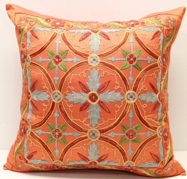 C43 Silk Suzani Cushion Cover