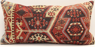 D96 Turkish Kilim Pillow Cover