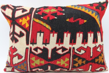 D9 Turkish Kilim Pillow Cover