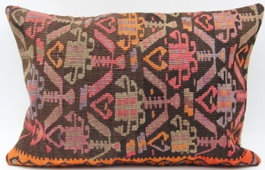 D24 Turkish Kilim Pillow Cover