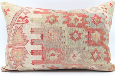 D303 Turkish Kilim Pillow Cover
