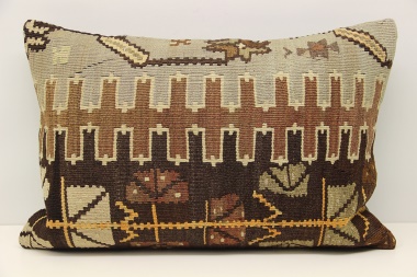 D310 Turkish Kilim Pillow Cover