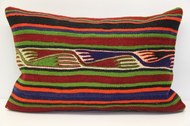 D413 Turkish Kilim Pillow Covers