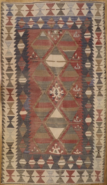 R9136 Turkish Kilim Rug