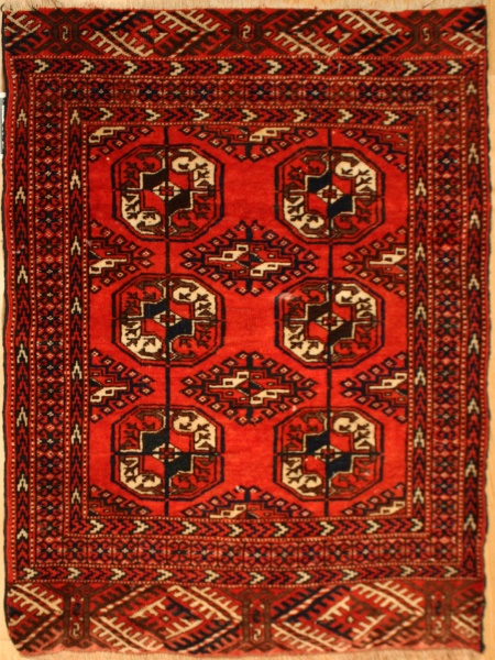 R6029 Turkoman Rugs and Carpets