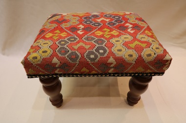 R7012 Vintage Kilim Footstools