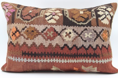 D474 Vintage Kilim Lumbar Pillow Cover